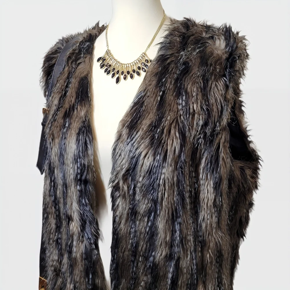 Chico's Chocolate Brown Size 3 Faux Fur Vest Cosplay Mob Wife Soft Funky Boho